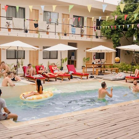 Che Valladolid Hostel & Bar Adults Only מראה חיצוני תמונה