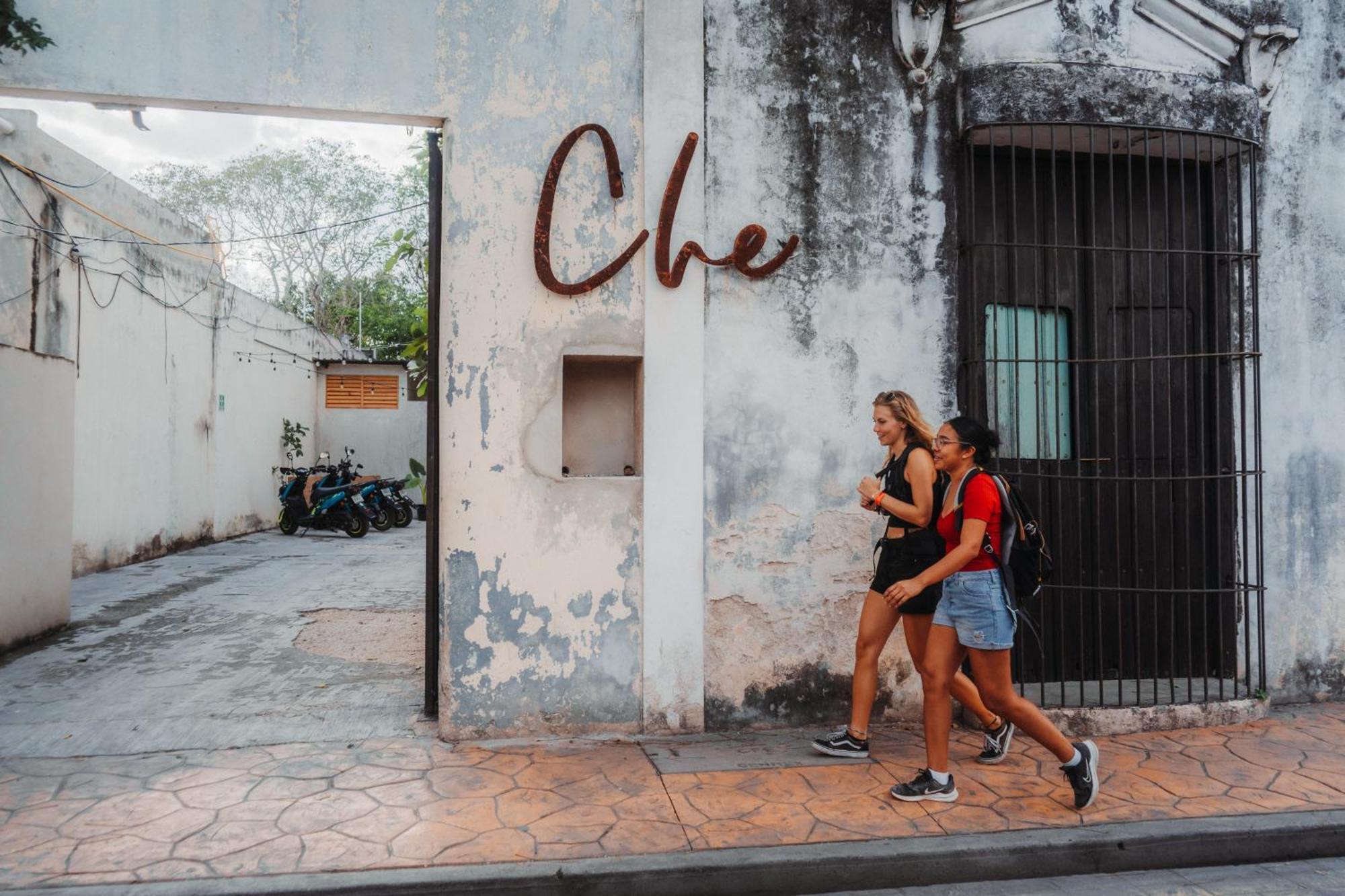 Che Valladolid Hostel & Bar Adults Only מראה חיצוני תמונה