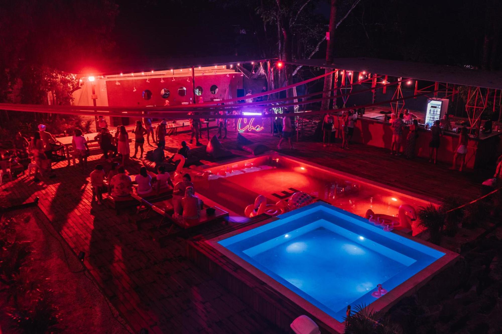 Che Valladolid Hostel & Bar Adults Only מראה חיצוני תמונה