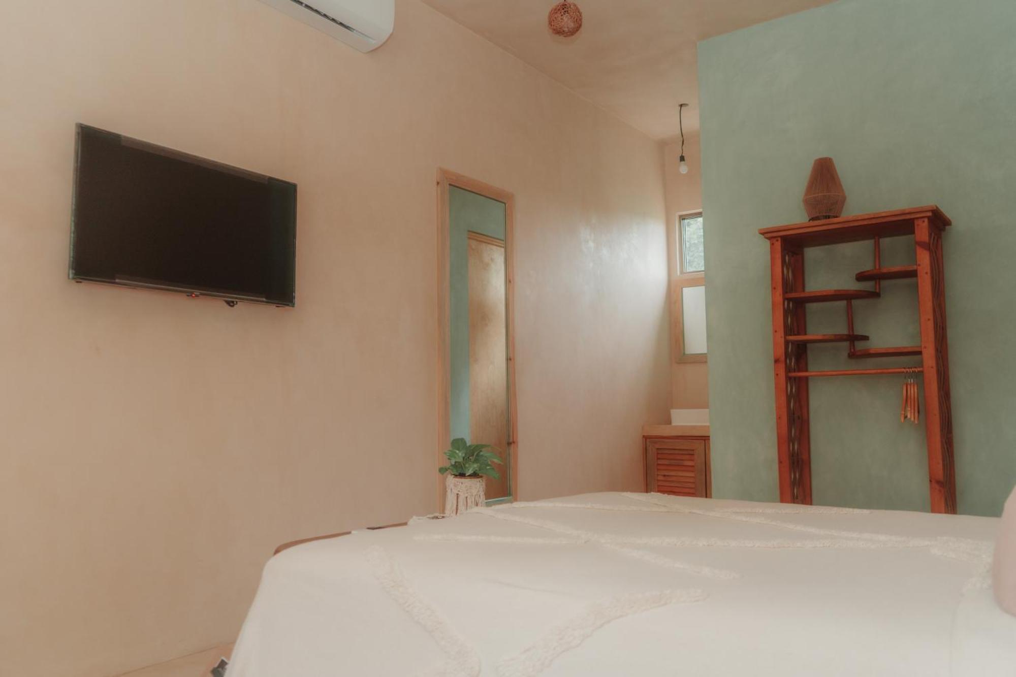Che Valladolid Hostel & Bar Adults Only חדר תמונה